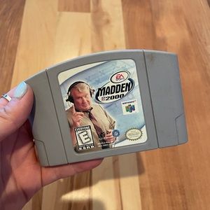 Madden NFL 2000 Nintendo 64 Game